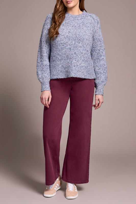 Crew Neck Long Sleeve Sweater in Ice Blue