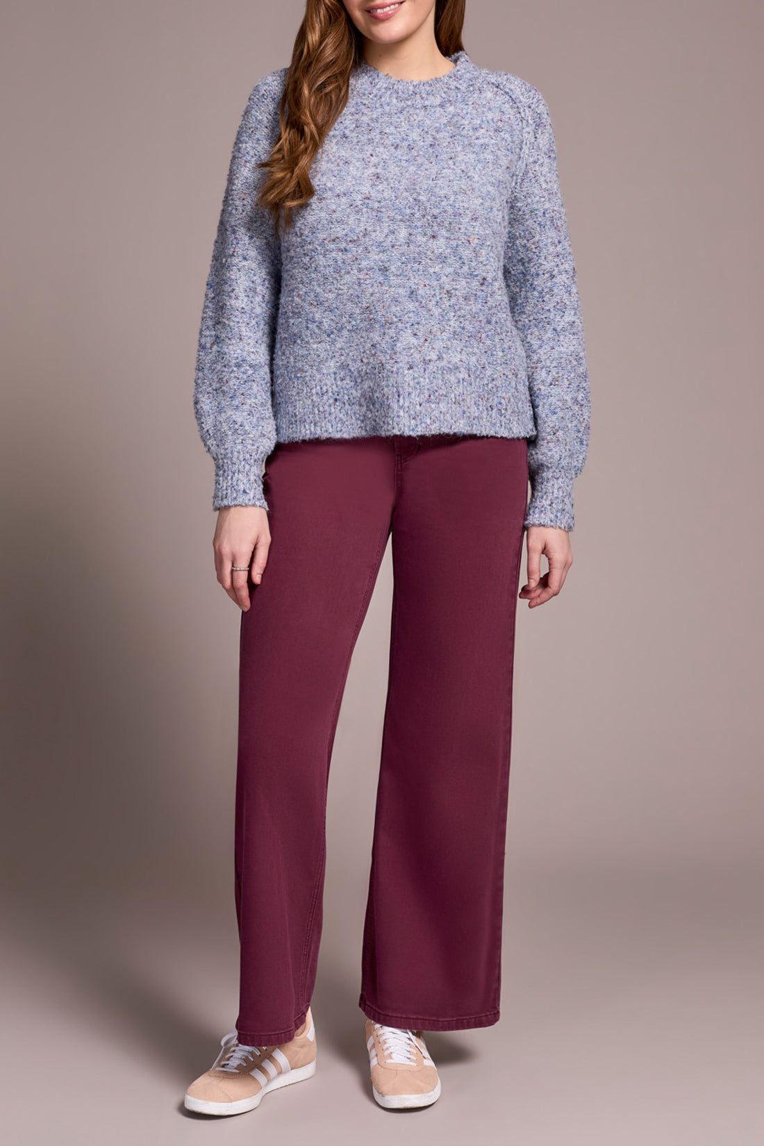 Crew Neck Long Sleeve Sweater in Ice Blue