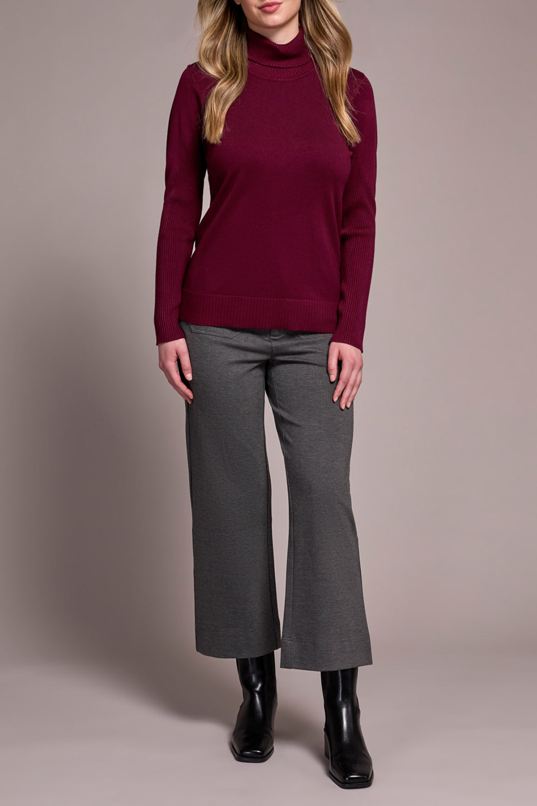 Light Weight Turtle Neck