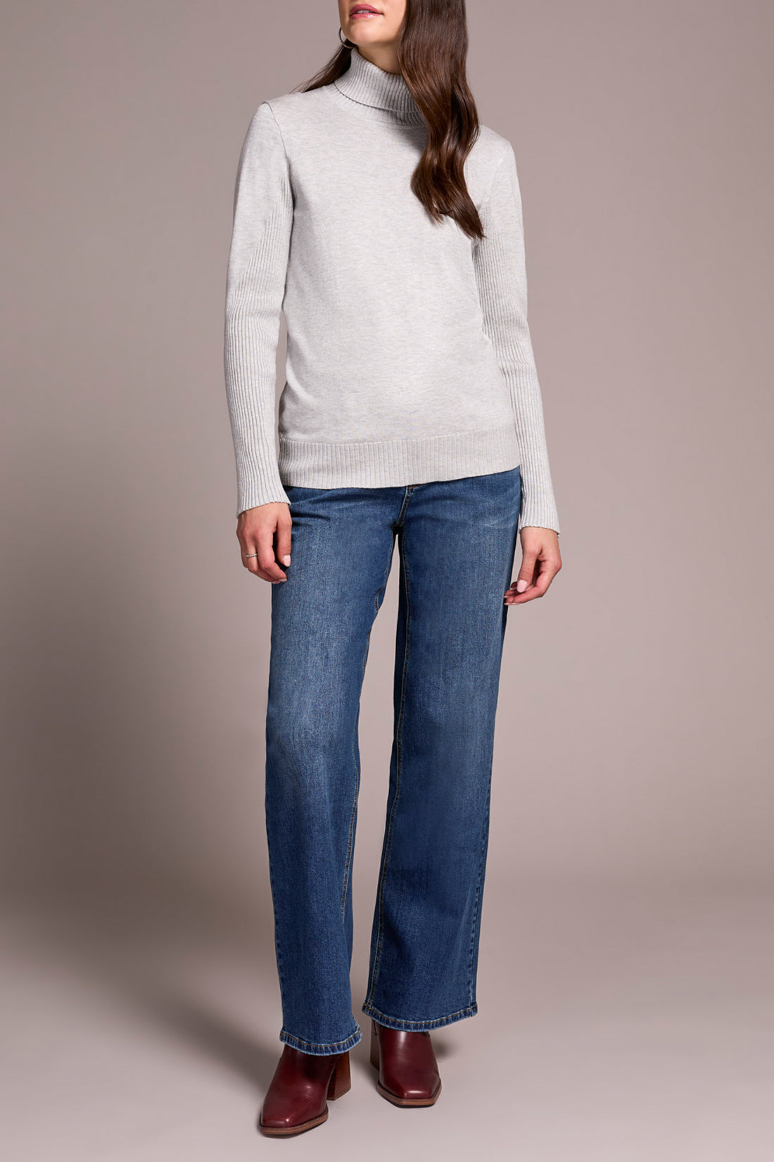 Light Weight Turtle Neck