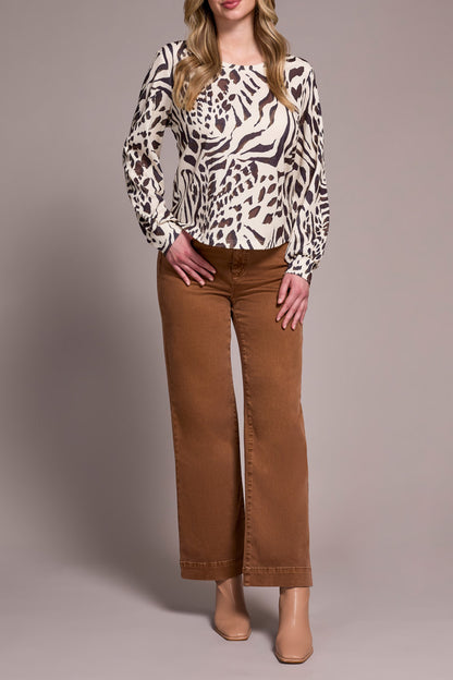 Light weight animal print with peasent sleeve