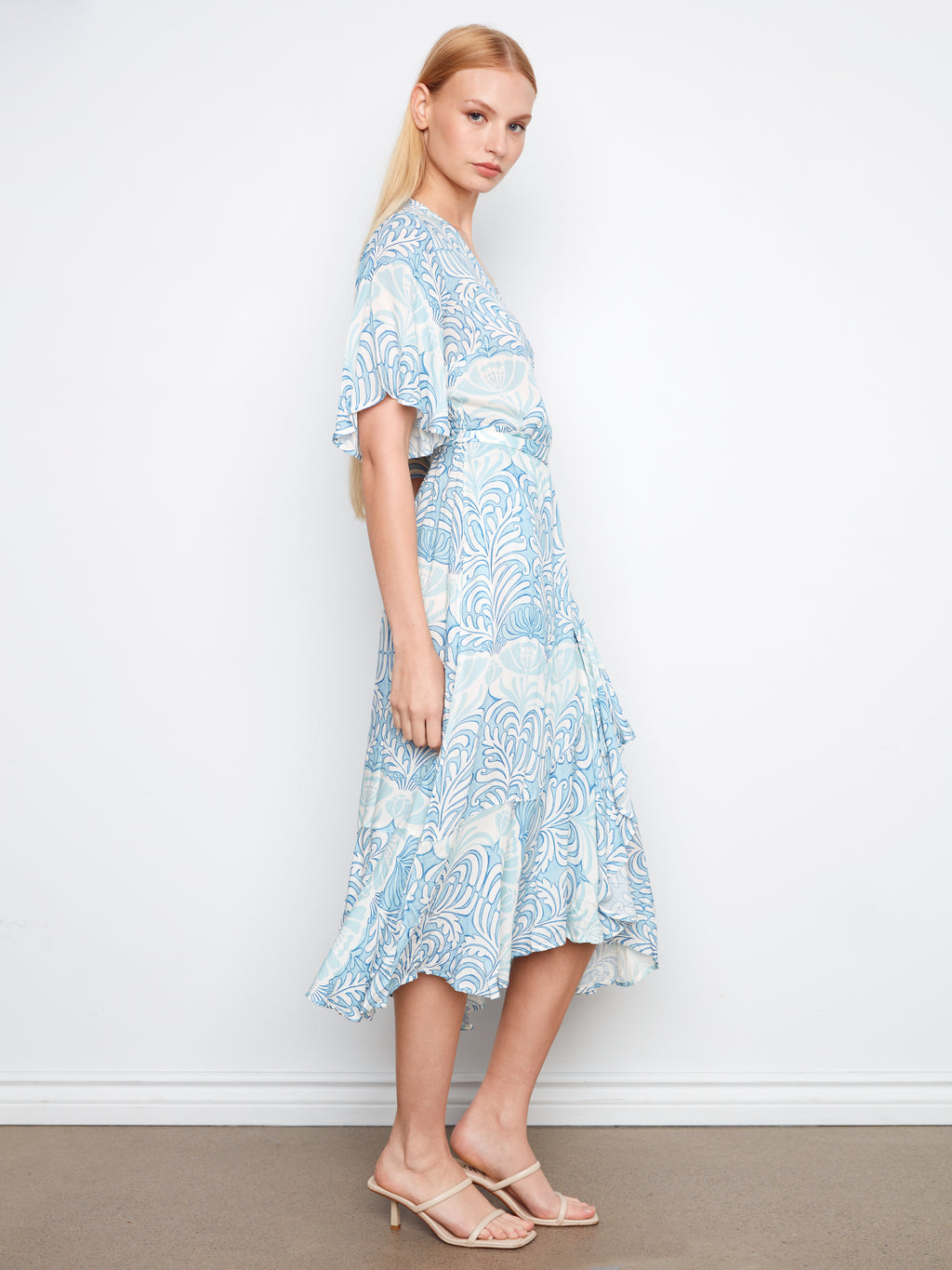 3/4 length flattering silhouette dress