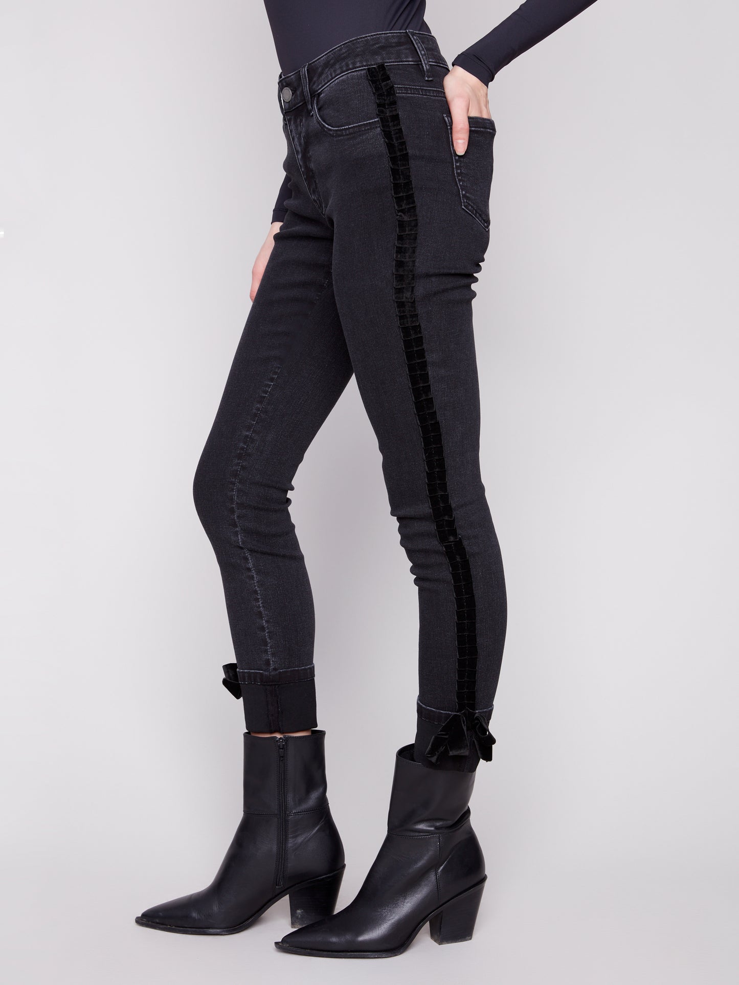 Slim Leg Jeans With Velvet Bow - Charcoal